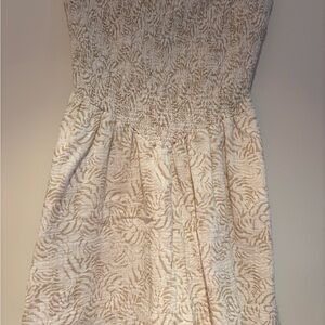 Universal Thread Cream and Brown Textured Fabric